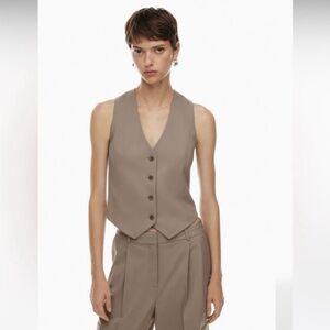 Aritzia Babaton Deniro Vest Taupe size 10